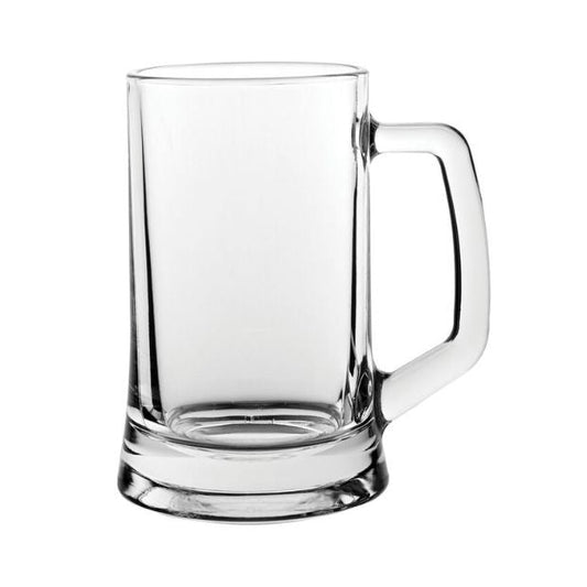 Large straight-sided glass tankard from Glassware UK, 670ml capacity, clear sturdy beer mug with a handle and thick base.