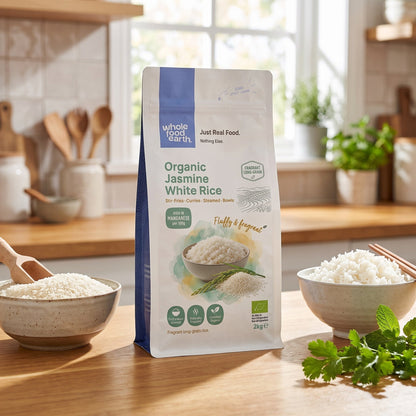 Organic jasmine white rice from Whole Food Earth, featuring long grains and a clean, natural appearance.
