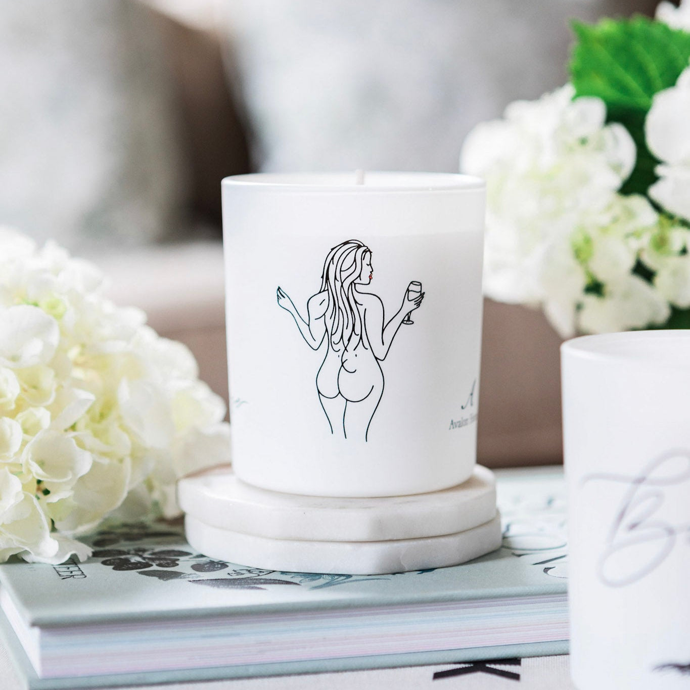 Avalon Home UK Powerhouse Natural Wax Glass Candle with a clear glass jar and white wax, suitable for home decor and ambient lighting.