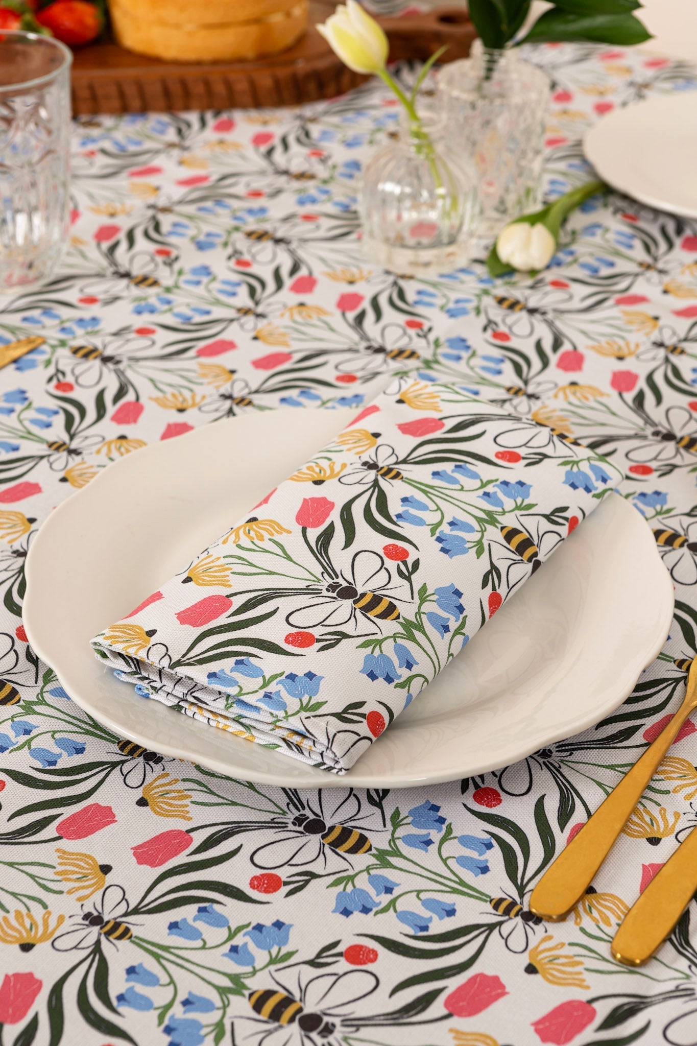 Pair of British Bees napkin placemats from Avalon Home UK featuring bee-themed design for elegant table settings.
