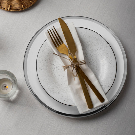 Set of four 33cm plain charger plates with silver rims by Orsina, Ida dinnerware collection