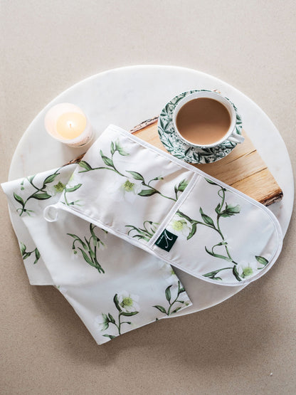 Avalon Home UK snowdrop and hellebore oven glove with floral design, perfect for kitchen use and heat protection.