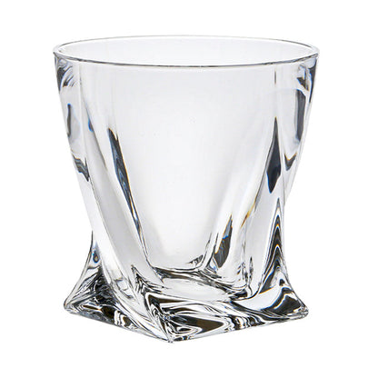 Glassware UK Crystalite 3-piece whisky decanter set with 0.85L glass decanters and matching glasses on a wooden surface.