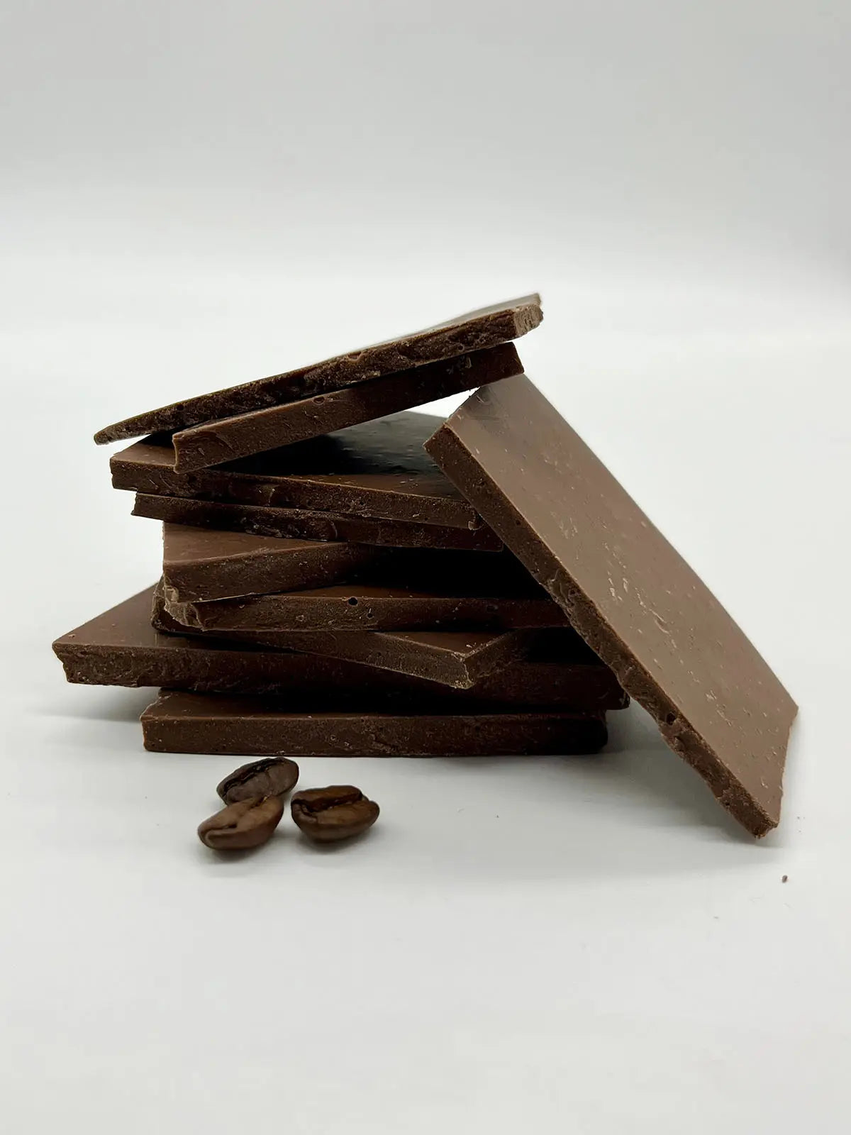 Handmade Cafe au Lait Fine Milk Chocolate Shards Gorvett & Stone