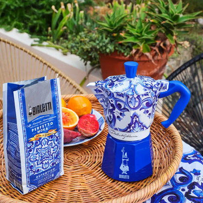 Bialetti Coffee Brew Italia Dolce&Gabbana Blu Mediterraneo ground coffee in 250g package, featuring colorful packaging design.