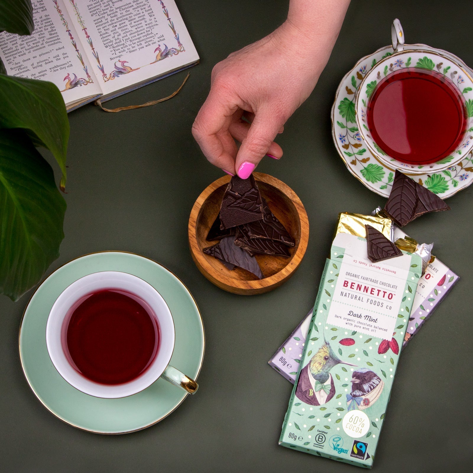 Dark mint chocolate by Bennetto Natural Foods UK, featuring rich dark chocolate with refreshing mint flavor.