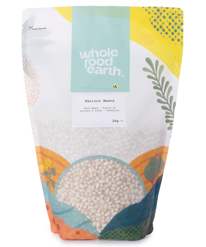 Whole Food Earth haricot beans in a 2kg bag, showing fresh, dried beans ideal for cooking and healthy meals.