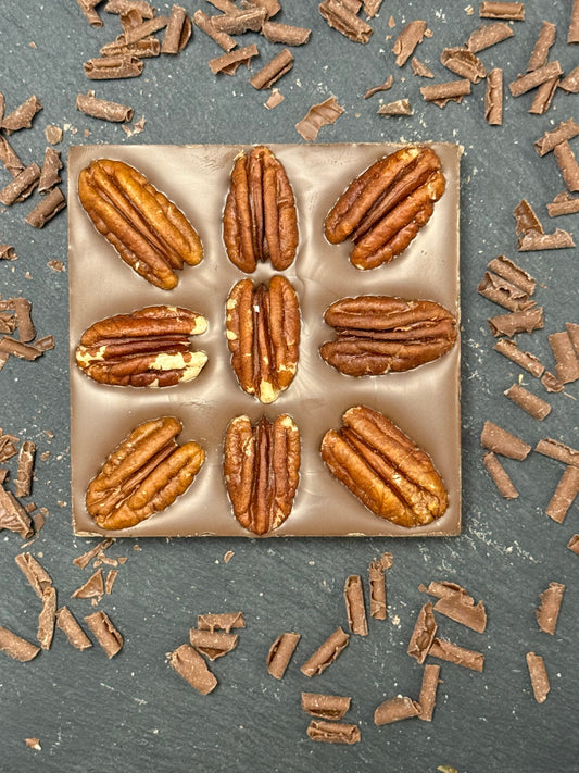 Pecan Milk Chocolate Mini Bloc (96g)