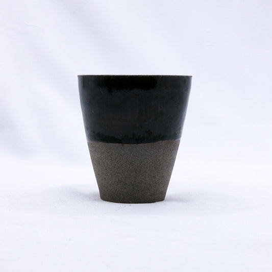 Tall smoked grey ceramic cup by Ribera Handmade Ceramics, featuring a stylish quadra design and handcrafted stoneware finish.