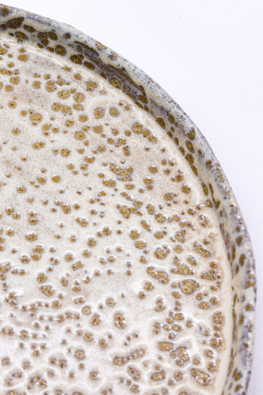 Handmade ceramic dinner plate by Ribera Handmade Ceramics, 27 cm saltfoam stoneware with a textured, artisanal finish.