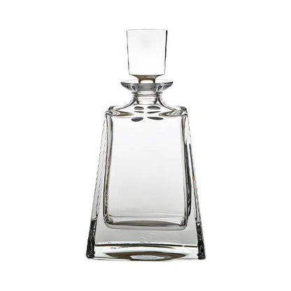 Elegant Boston Lead Crystal Decanter by Glassware UK, 0.7L capacity, showcasing its clear, finely crafted design for storing spirits.