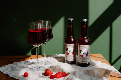 Sir Christopher Berry Raw, Unfiltered, Mixed Berry Kombucha 330ml (12 Pack)