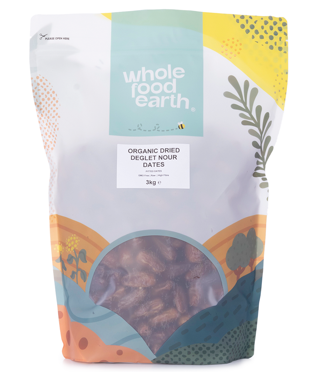Organic Deglet Nour dates from Whole Food Earth, pitted dried fruits in a 3kg package, shown in a close-up image.