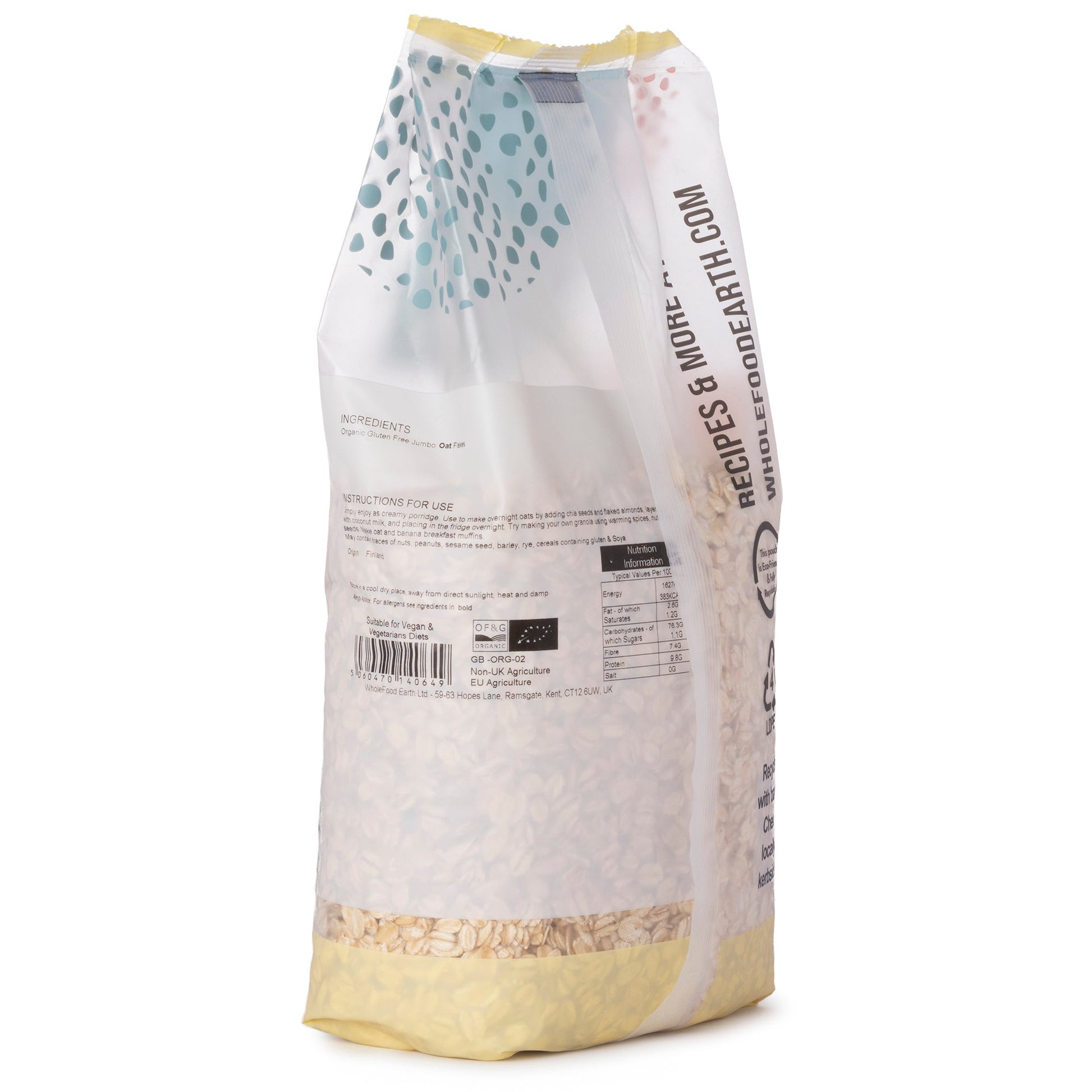 Organic gluten-free jumbo oats in a clear bowl, showcasing Whole Food Earth cereal packaging and fresh oats.