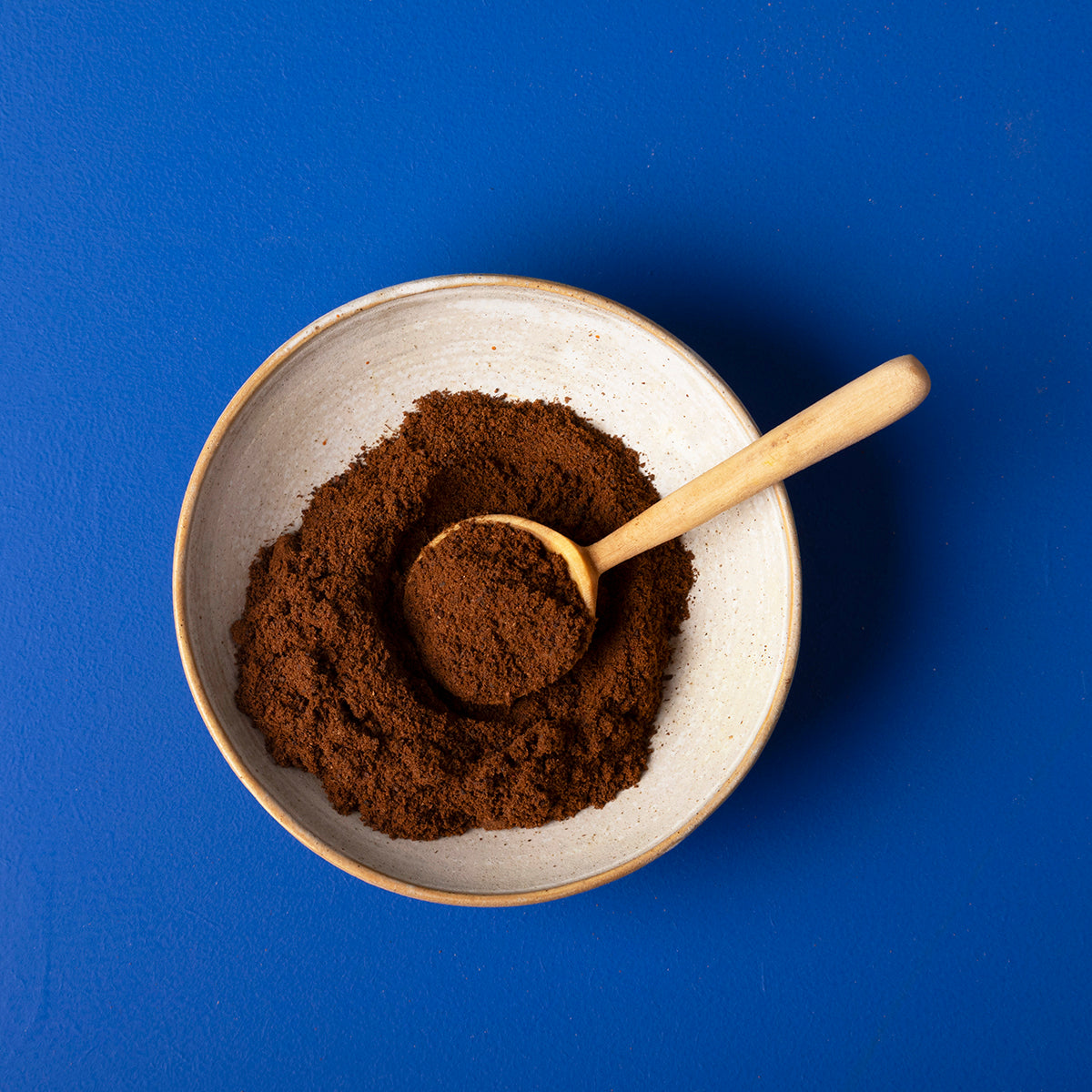 Organic ground cloves from Wild Elephant, a 100g jar of aromatic herbs and spices for culinary use.
