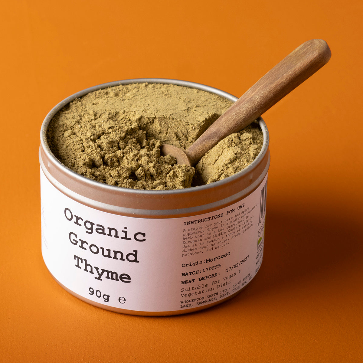 Organic ground thyme from Wild Elephant, a 90g jar of fresh herbs and spices, with dried, finely ground thyme leaves.