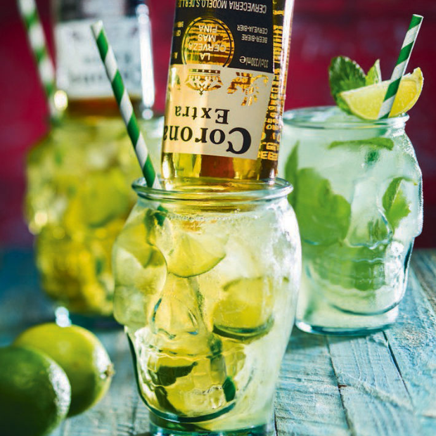 Skull-shaped recycled glass jar tankard by Glassware UK, 470ml, with detailed skull design and sturdy glass construction.