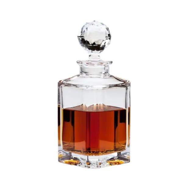 Clear glass crystal square decanter from Glassware UK with a 0.8L capacity, featuring a sleek, modern design for elegant serving.