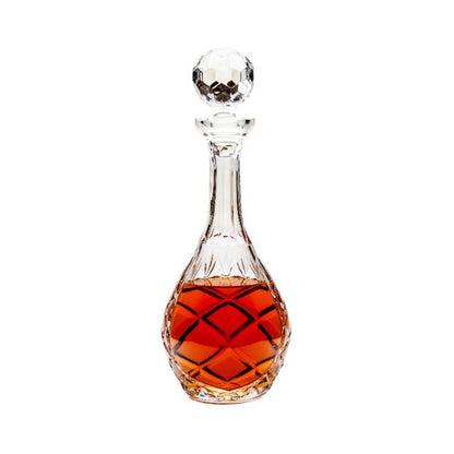 Clear cut crystal panelled wine decanter from Glassware UK, 1-liter capacity, with elegant geometric design for wine aeration.