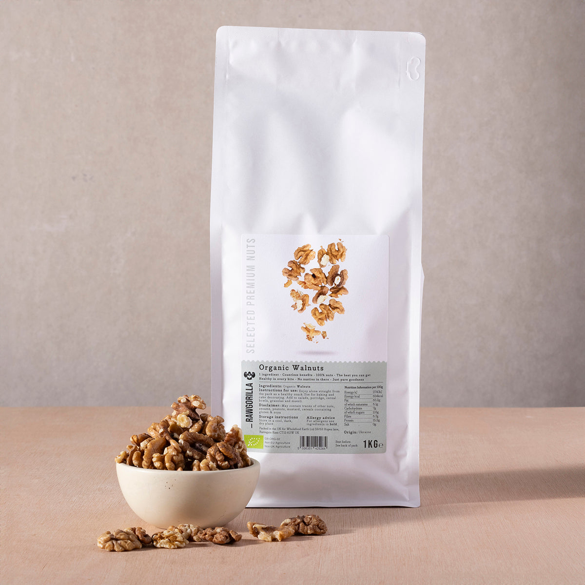 Organic walnuts from RAWGORILLA in a 1kg pack, featuring whole, raw walnuts ideal for snacking or cooking.