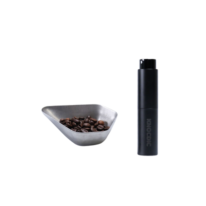 KNOCDIC® bean dosing bowl and RDT spray bottle set for precise coffee brewing and calibration.