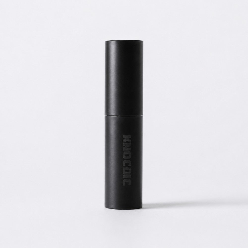 KNOCDIC® anti-static spray bottle for coffee beans, with a clear plastic container and spray nozzle, used for reducing static.