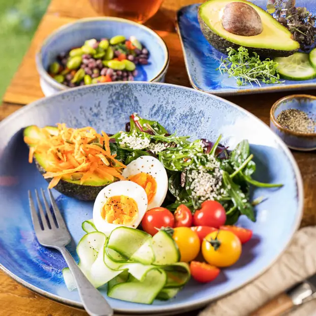 Glassware UK Murra Pacific 12-inch coupe plate with a clean, modern design and smooth edges, perfect for serving.