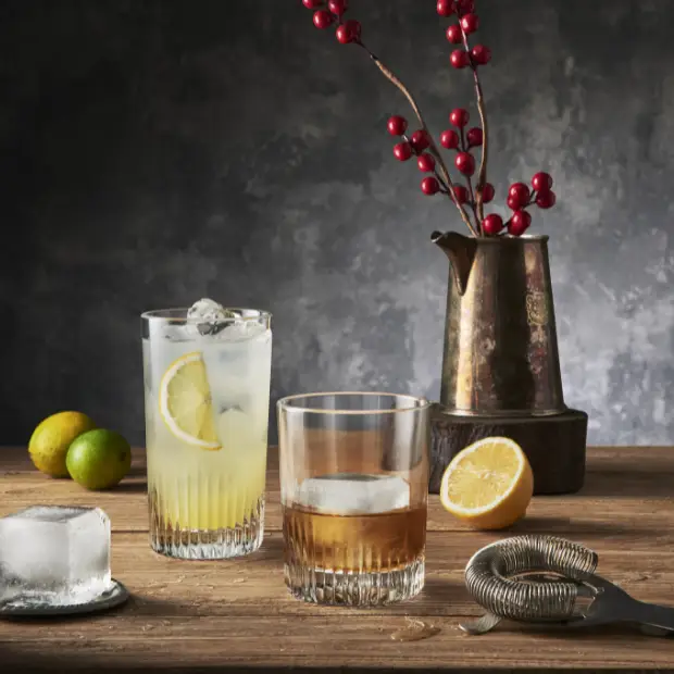 Bormioli Rocco Graphics DOF whisky glass with 385ml capacity, clear tumbler for whiskey or spirits.