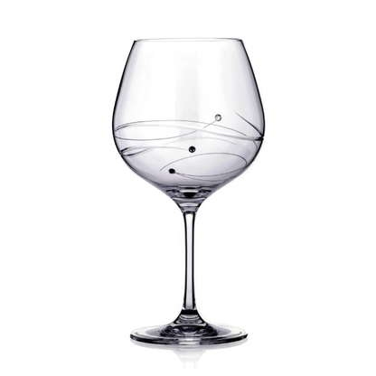 Clear glass gin glass with spiral cut design, 610ml capacity, in a gift box, from Glassware UK for elegant drink presentation.