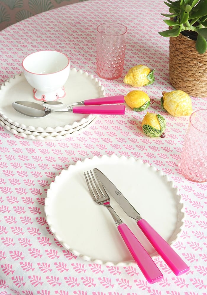 Casa by Josephine Jenno Dream of Rose tablecloth featuring a floral pattern on soft fabric, perfect for elegant dining settings.