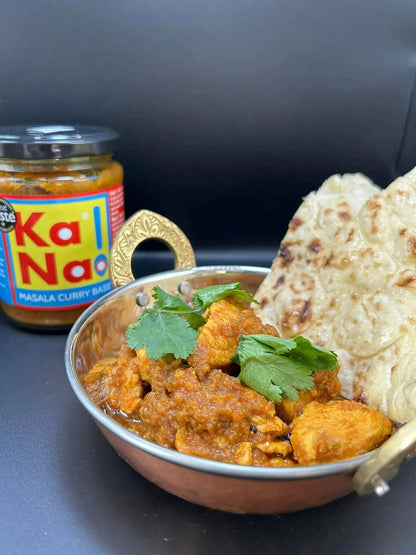 Ka Na Masala Curry Base Medium in a jar, used for cooking flavorful Indian curry dishes, by Ka Na Homecooked.