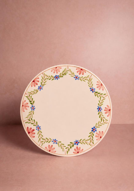 Set of four Casa by Josephine Jenno Camilla dinner plates with a green garland design, featuring elegant floral patterns.
