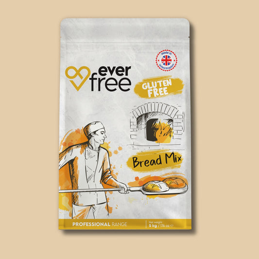 EverFree gluten-free bread mix in a 450g pack, featuring freshly baked bread and cookies on a baking tray.