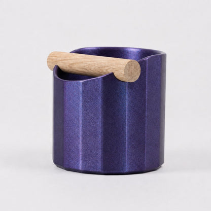 KNOCDIC® Facet Geometric Espresso Knock Box with galaxy purple finish and oak knock bar for coffee preparation.