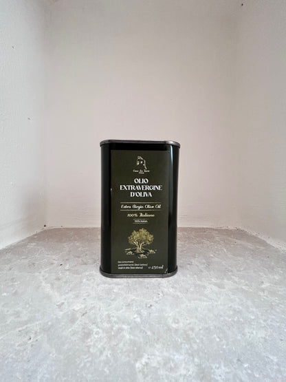 COLD-PRESSED EXTRA VIRGIN OLIVE OIL - 100% ITALIAN