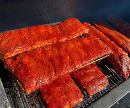 FireFly Barbecue Memphis Sweet BBQ Rub in a jar, showcasing the colorful spice blend for grilling and smoking meats.