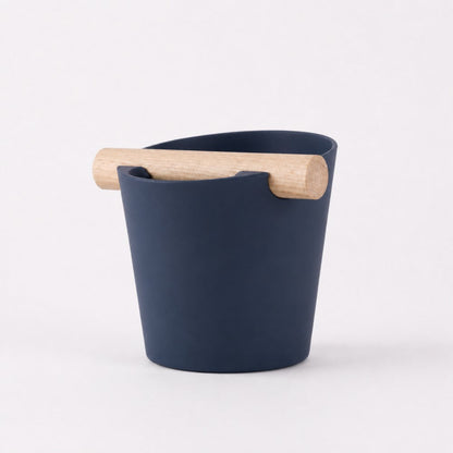 KNOCDIC® Nordic Coffee Knock Box in dark blue with a real oak wood bar for espresso puck disposal.