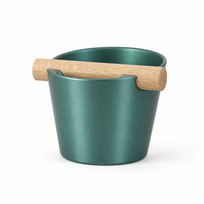 Nordic Coffee Knock Box by KNOCDIC® with metallic green finish and real oak wood bar for espresso pucks.