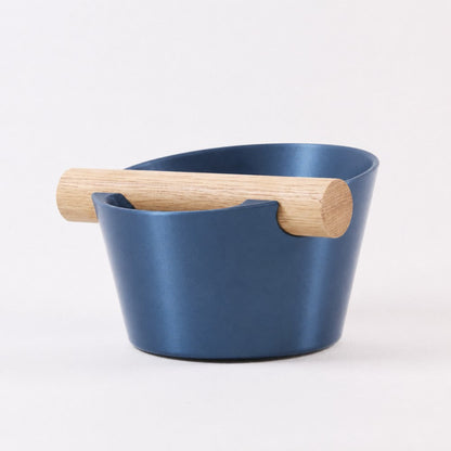 KNOCDIC® Nordic Coffee Knock Box with metallic blue finish and real oak wood bar for espresso puck disposal.