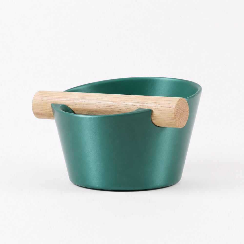 Nordic Coffee Knock Box by KNOCDIC® with metallic green finish and real oak wood bar for espresso puck disposal.