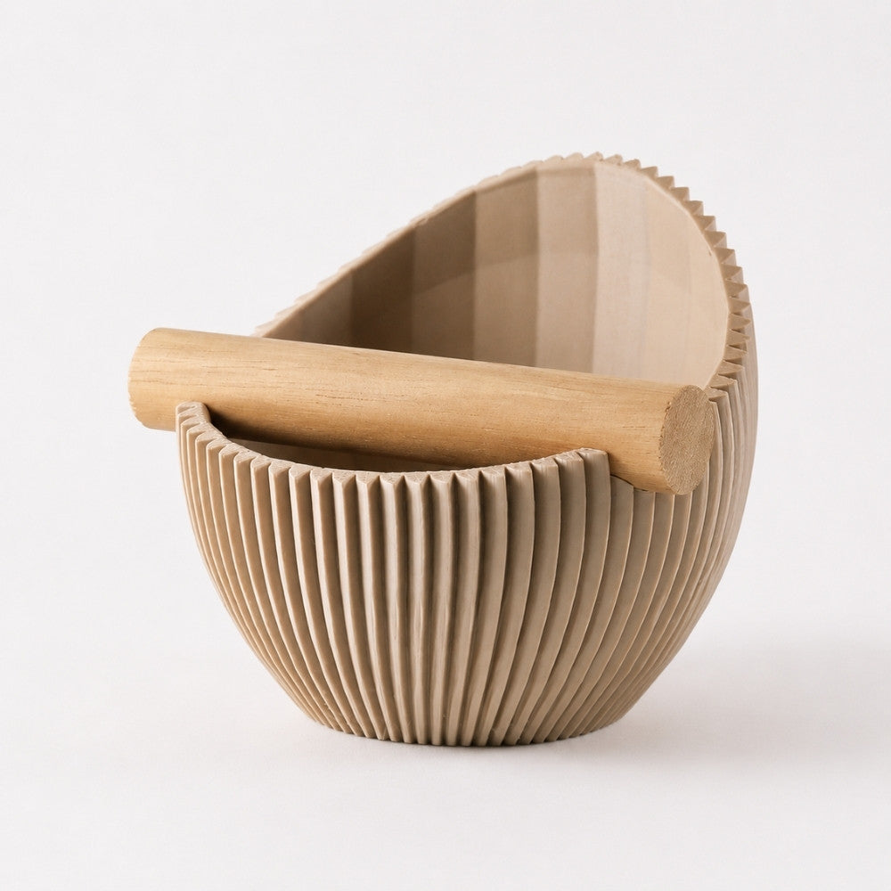 KNOCDIC Nova Coffee Knock Box with real oak wood bar, latte brown finish, and durable metal construction for espresso preparation.