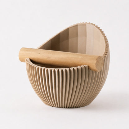 KNOCDIC Nova Coffee Knock Box with real oak wood bar, latte brown finish, and durable metal construction for espresso preparation.