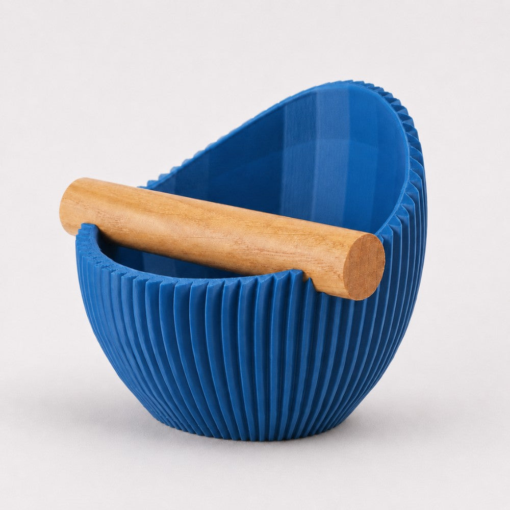 Nova Coffee Knock Box with real oak wood bar in marine blue by KNOCDIC® for espresso machine cleanup.