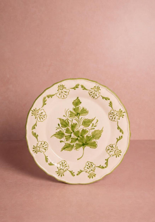 Set of four green Cara Shell side plates by Casa by Josephine Jenno, featuring a shell-inspired design for elegant dining.