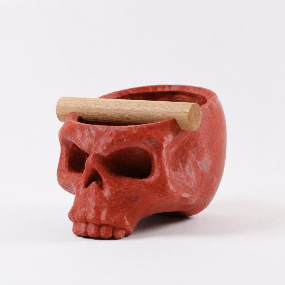Gothic skull espresso knock box with marble red finish and oak bar, by KNOCDIC® for coffee brewing and espresso preparation.