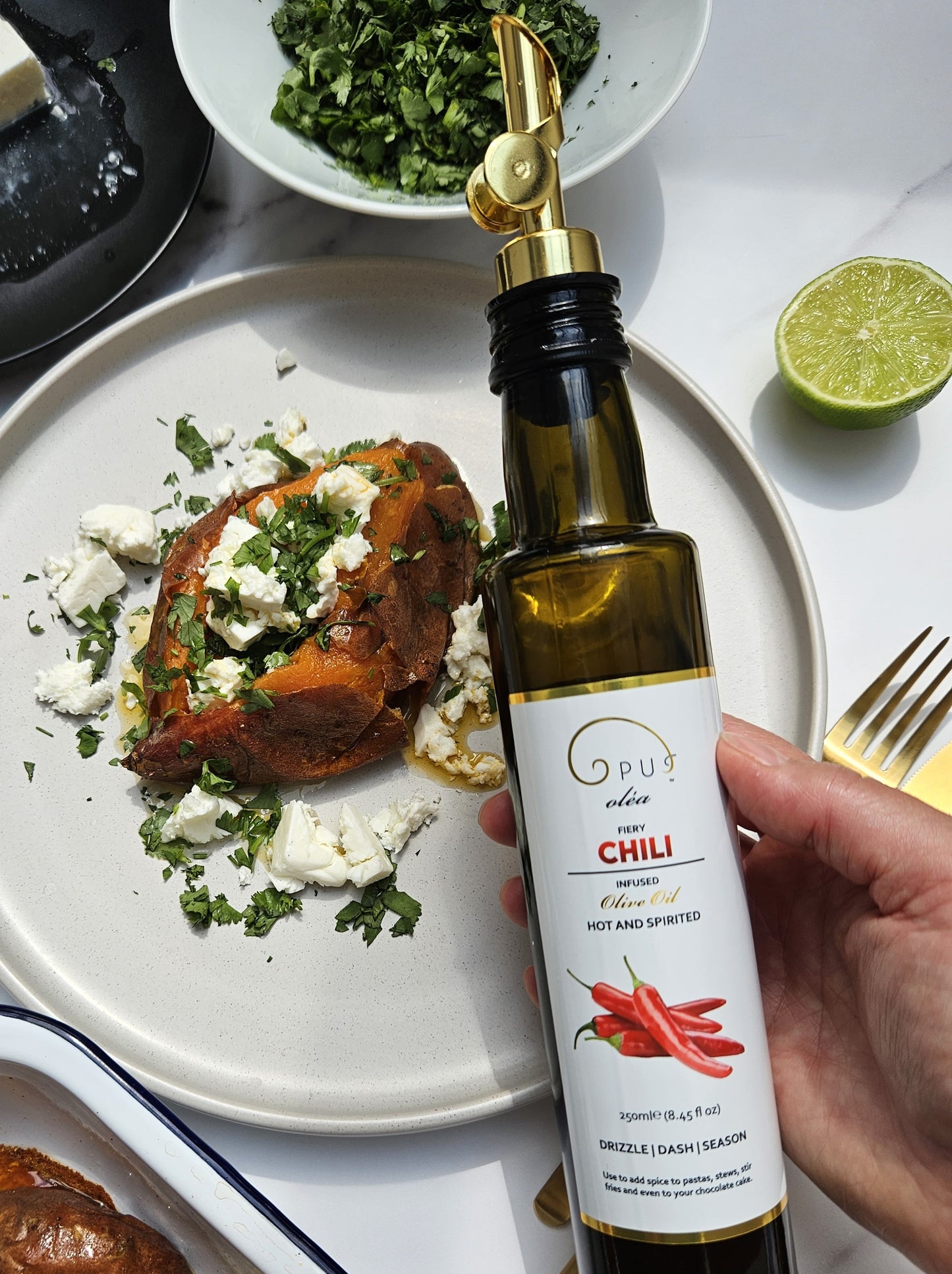 OPUS oléa CHILI olive oil 250ml