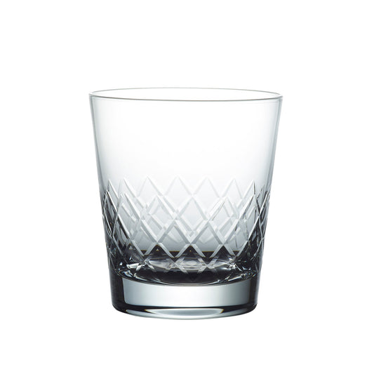Crystal whisky glasses with a lattice design by The Vintage List, showcasing elegant craftsmanship and clear, cut-glass detailing.
