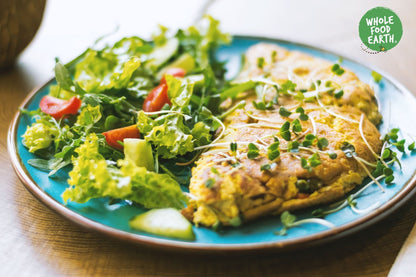Organic chickpea flour from Whole Food Earth, a natural vegan, GMO-free flour ideal for baking and cooking.