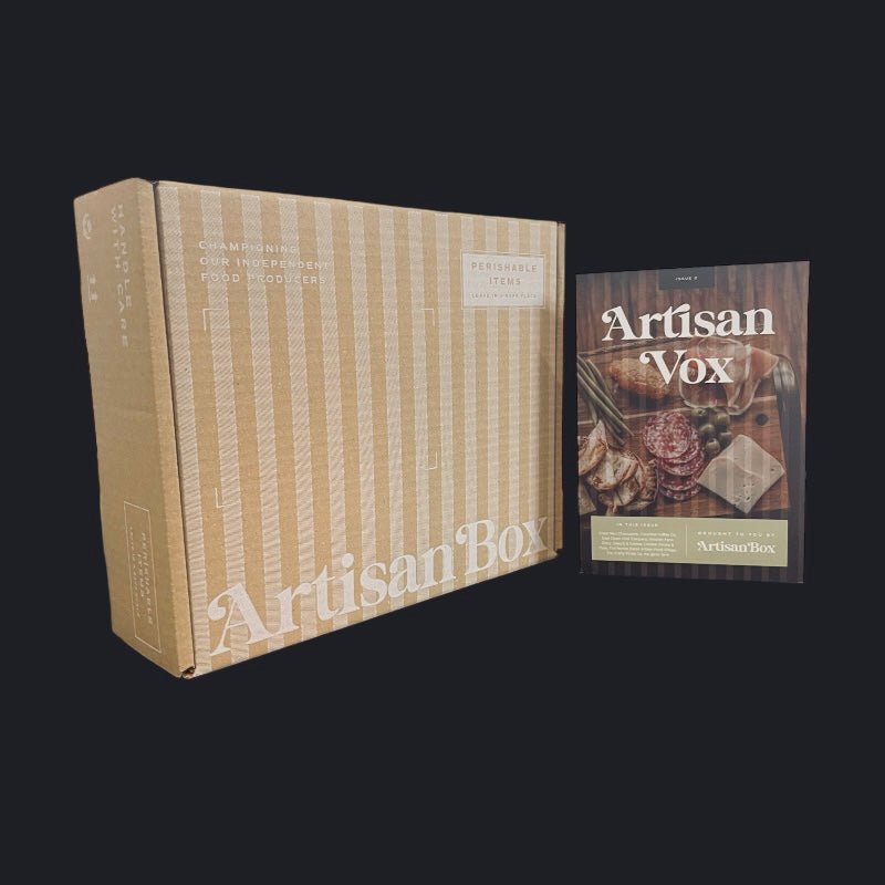 Image of the outside of the ArtisanBox and the ArtisanVox Magazine